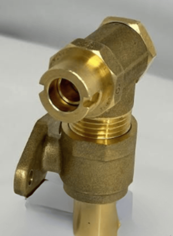 angled micropoint gas cooker adapter with a 15mm wallplate connection to connect to 15mm copper pipe.